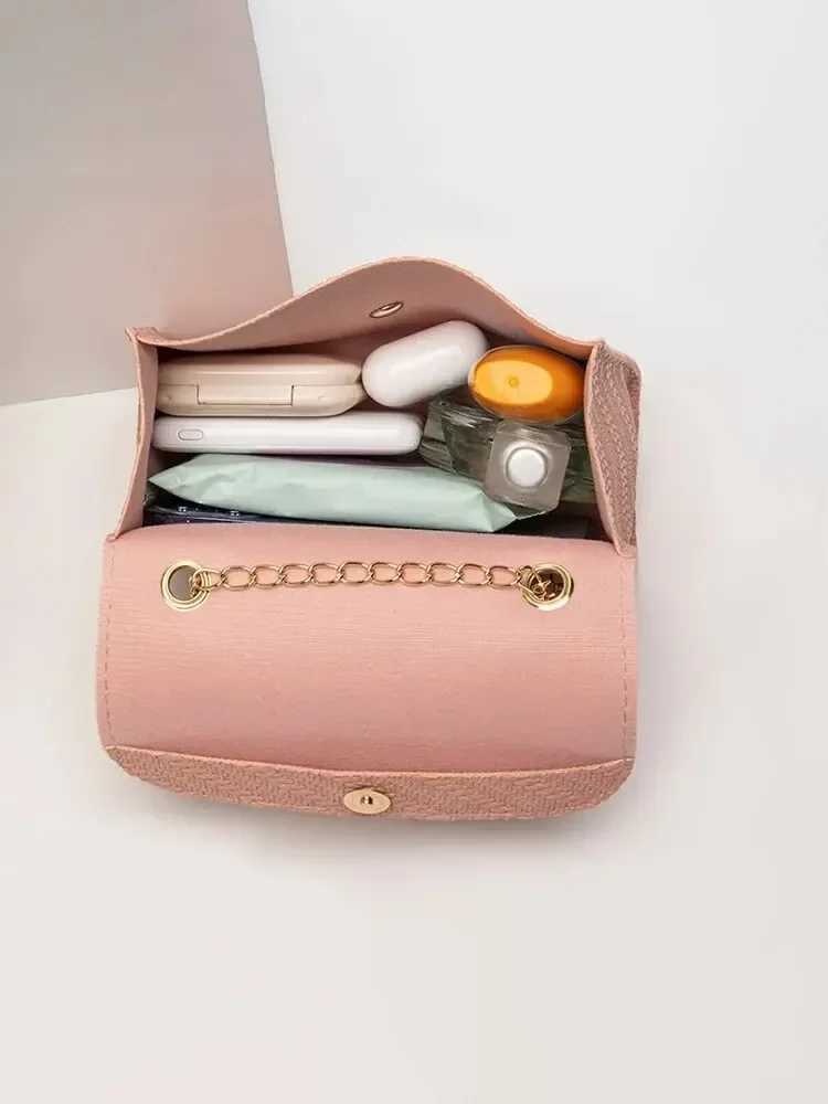 Embossing Chain Square Bag PU Leather Large Capacity Shoulder Crossbody Cell Phone Bag for Women purses and handbagsXJ250512