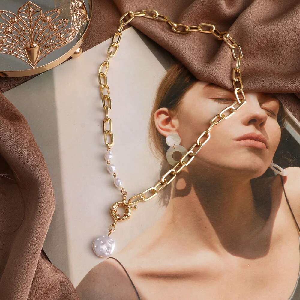 Korean pearl choker necklace for women