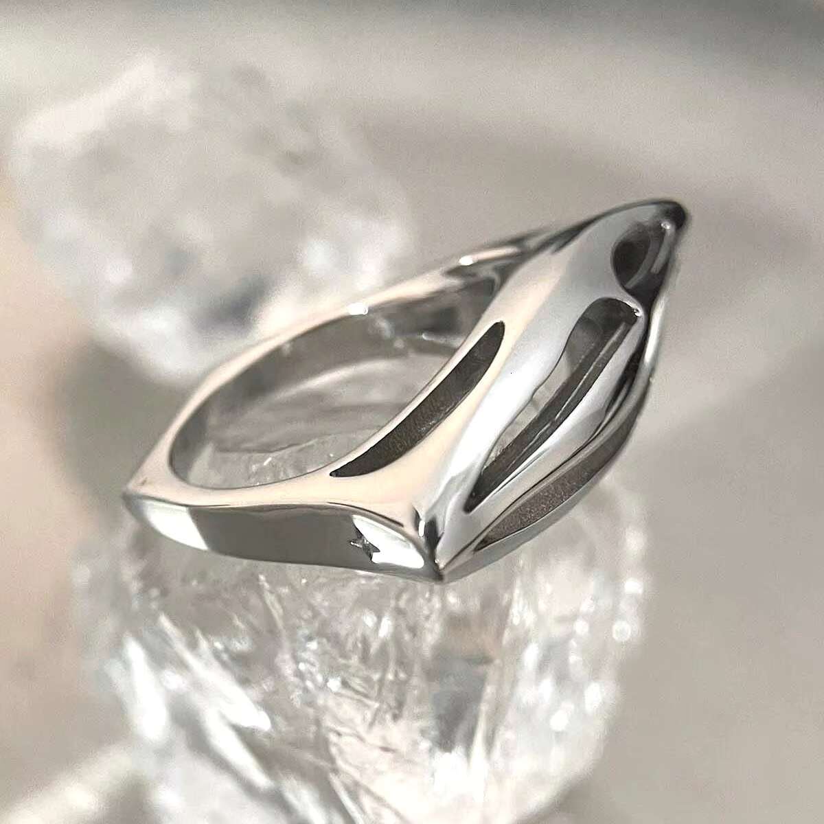 VAF COOL!! Fully Polished Spaceship Ring Stainless Steel Hollow Large Ring Komplet Polierter Raumschiffring