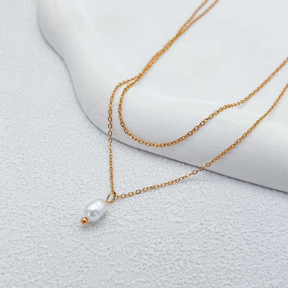 EManco minimalist freshwater pearl necklace for girls, 14k gold-plated stainless steel double-layer necklace, wedding accessory