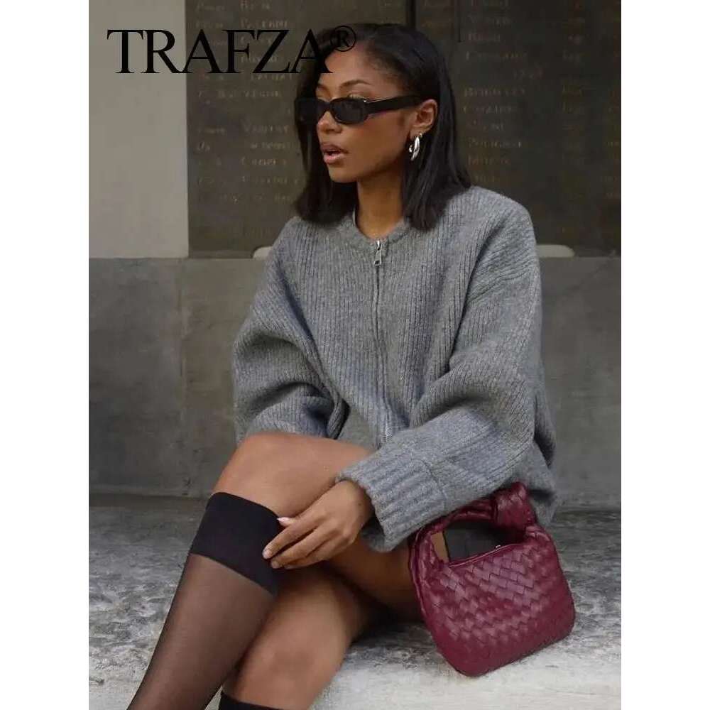TRAFZA Women Vintage Solid Color Coat Long Sleeve Round Neck Jacket 2024 Spring Female Casual Zipper Sweater Coats