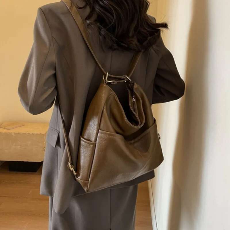 High Capacity Solid Color PU Zipper Sewing Thread Shoulder Female Bags on Sale 2024 Fashion Backpacks Bolsas Femininas