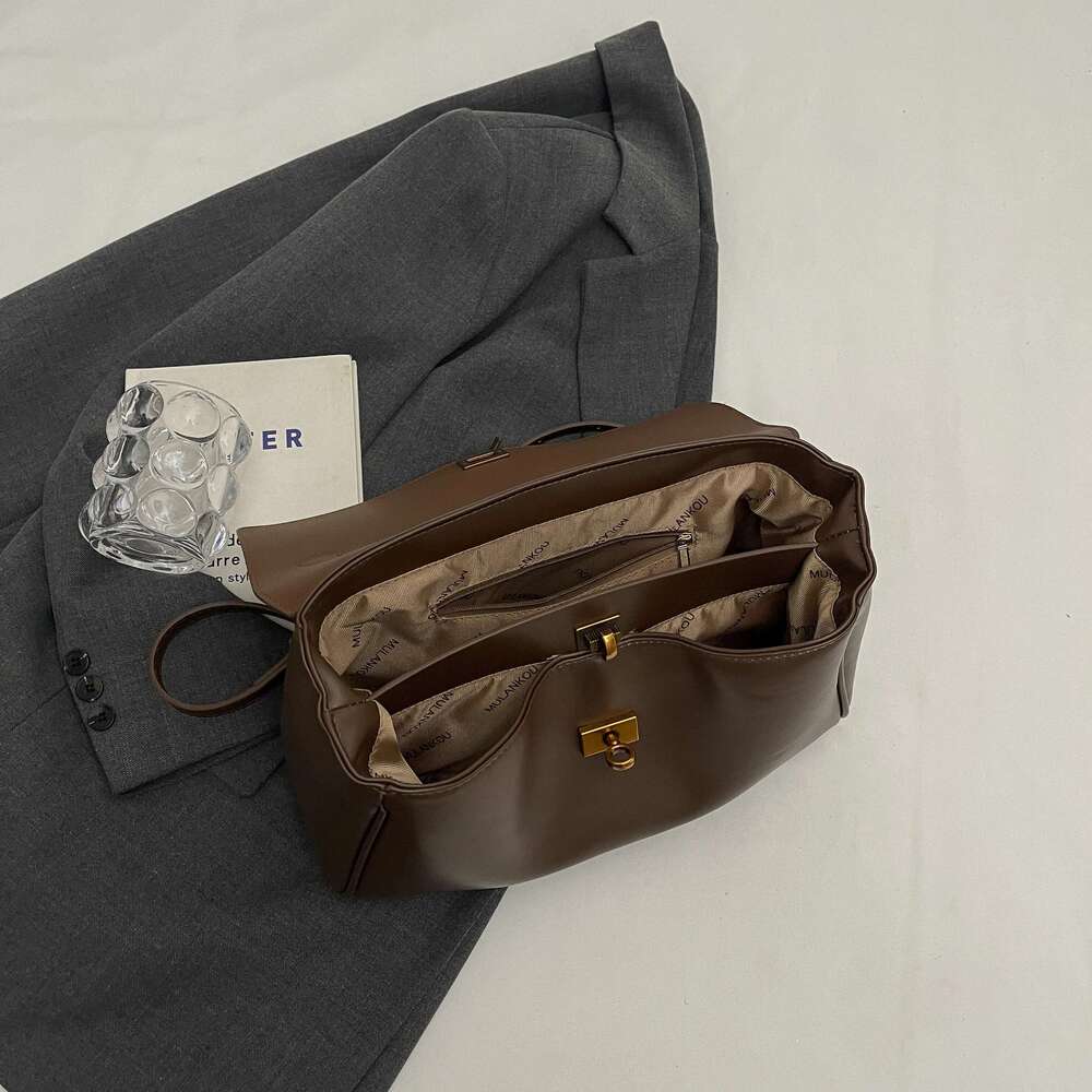 Pu Fabric Large-Capacity Retro Hand-Held Oblique Straddle Fashion Casual Shoulder Bag