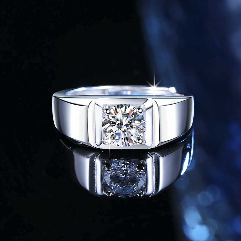 925 sterling silver D-color Moissanite ring for men personalized and simple men's ring glossy ring J250512