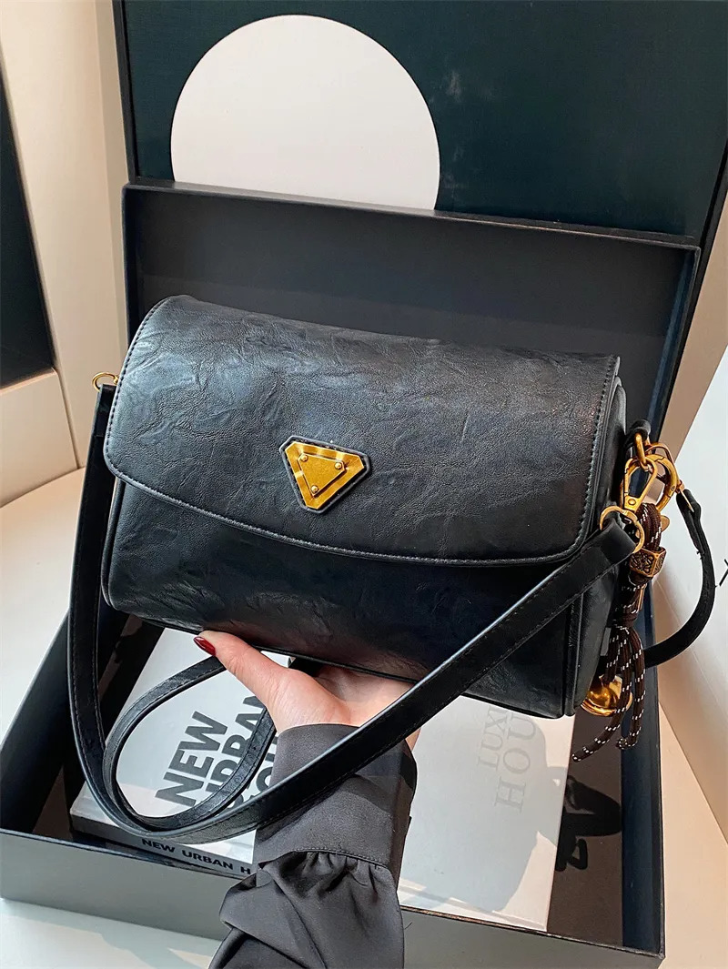 Free Shipping Designer Single Shoulder Solid Color Casual Versatile Crossbody Bag Fashionable For Men And Women Black New Free Delivery Designer Bag