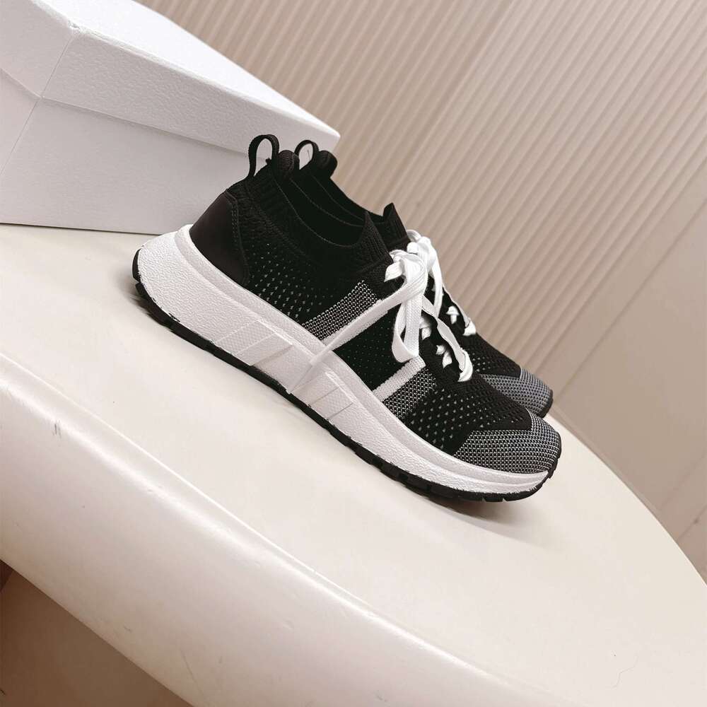 Women Size35-44 Knitting Couple Sneakers Mesh Sports Leisure Flats Mixed Colors Concise Designer Shoes Zapatillas De Mujer