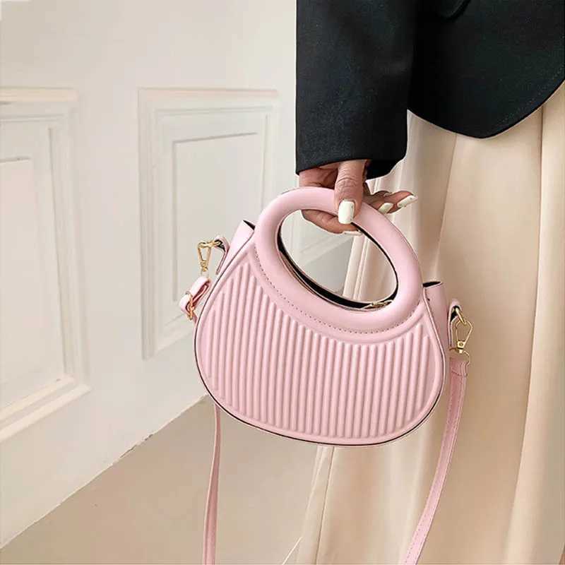 Fashion Women Shoulder Bag Armpit Bag Design Underarm Bag Pleated Saddle Bag Solid Color Messenger Bag Purse HandbagsW250512