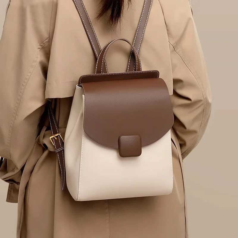 Cross-border New High End Backpack Fashionable Small Backpack Leisure Large Capacity Commuting College Student Travel Backpack Z250512