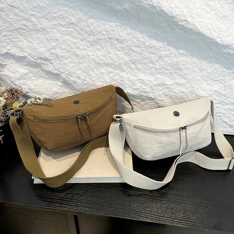 Luxury Designer Hobo Solid Color Satchel Womens Chest Bag with Wide Strap Nylon Waist Pack Fashion Fanny Shoulder BagXJ250512