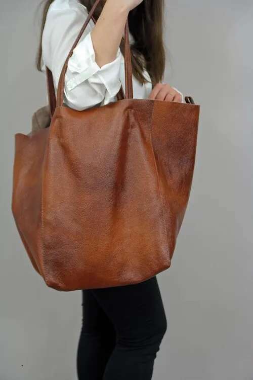 2025 Soft Pu Leather Hand Big Tote Retro Lady Shopper Purses Casual Over Large Women Shoulder Bags Designer Handbags