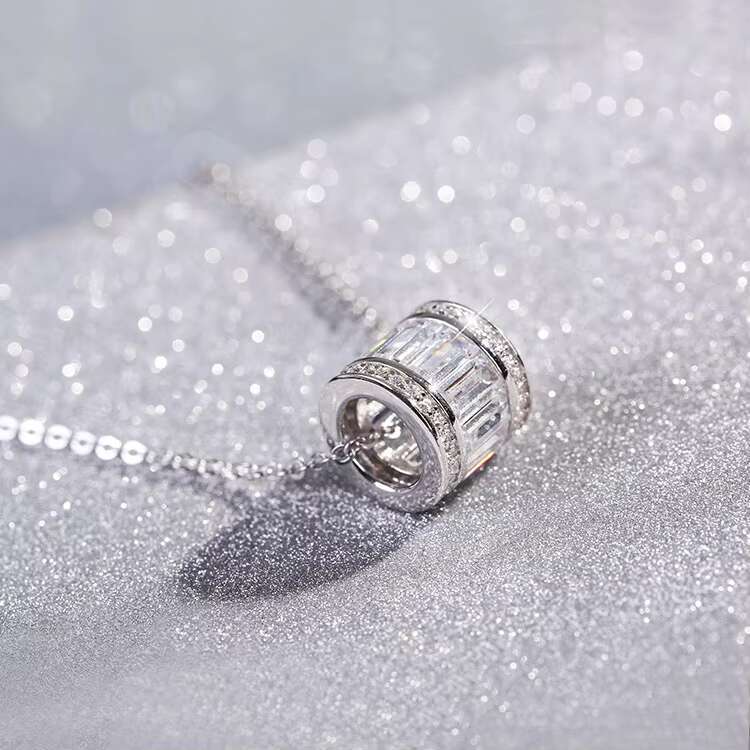 S temperament cylindrical necklace Korean version pure sier jewelry
