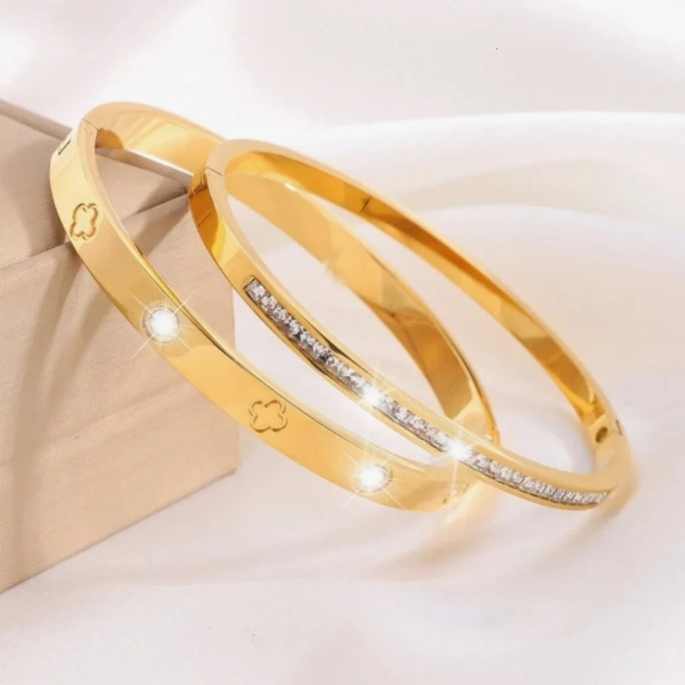 Htpwe Stainless Steel Zirconium Embossed Bracelet Set For Women 18k Gold Plated Couple Holiday Gift Party Daily Jewelry 250512