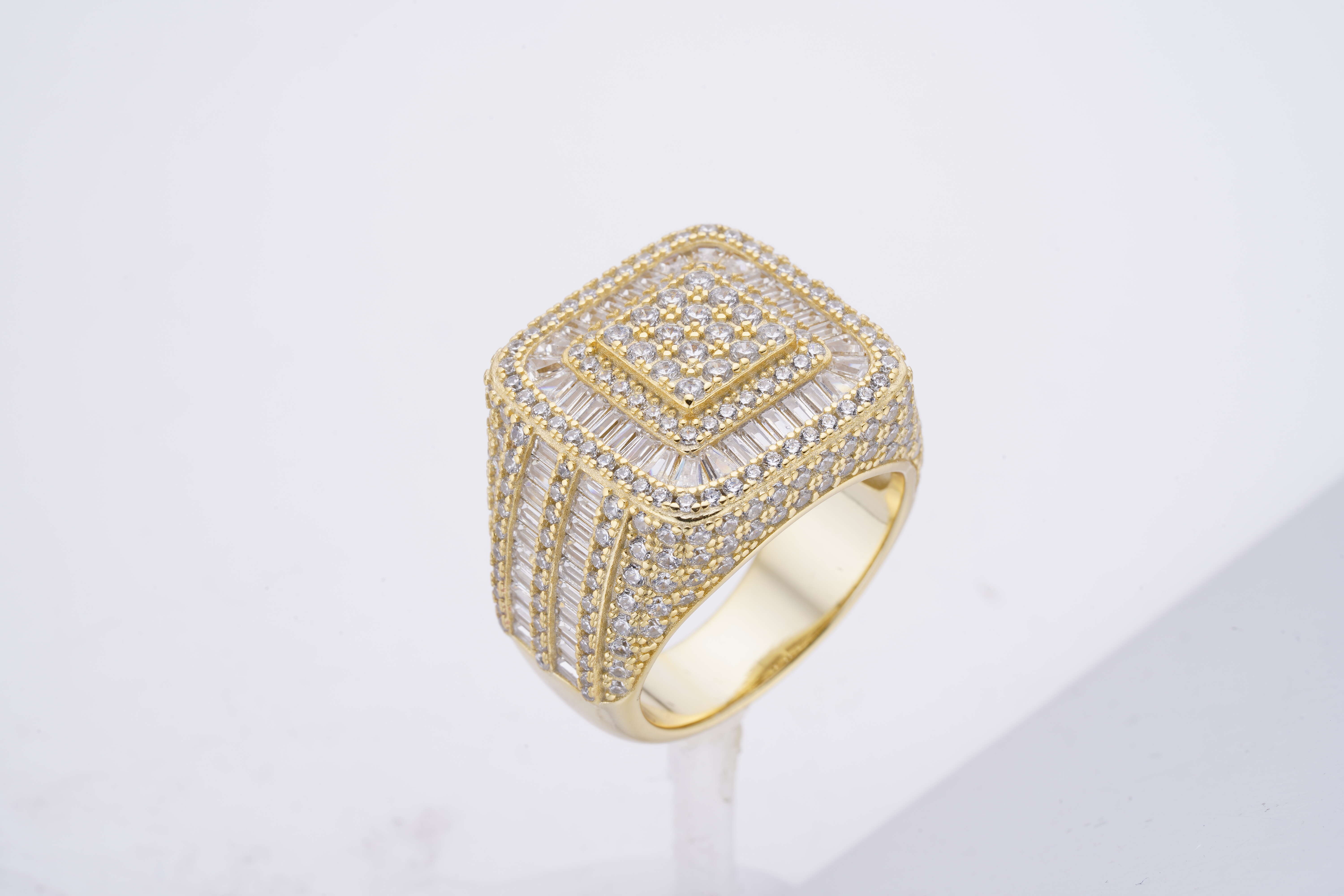 New Design Wholesale Jewelry Gold Plated Cluster Iced Out VVS Moissanite Bling 925 Silver Square Wedding Ring
