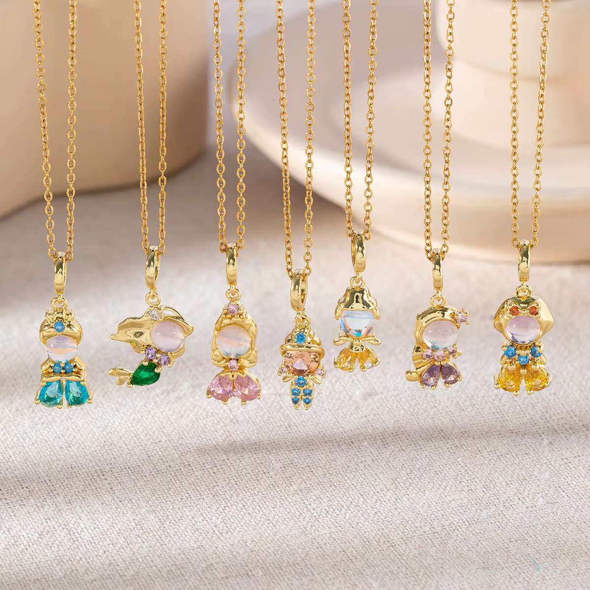Jeutelis Fashion Gold Copper Mermaid Princess Cartoon Pendant Necklace Inlaid with Zircon for Women