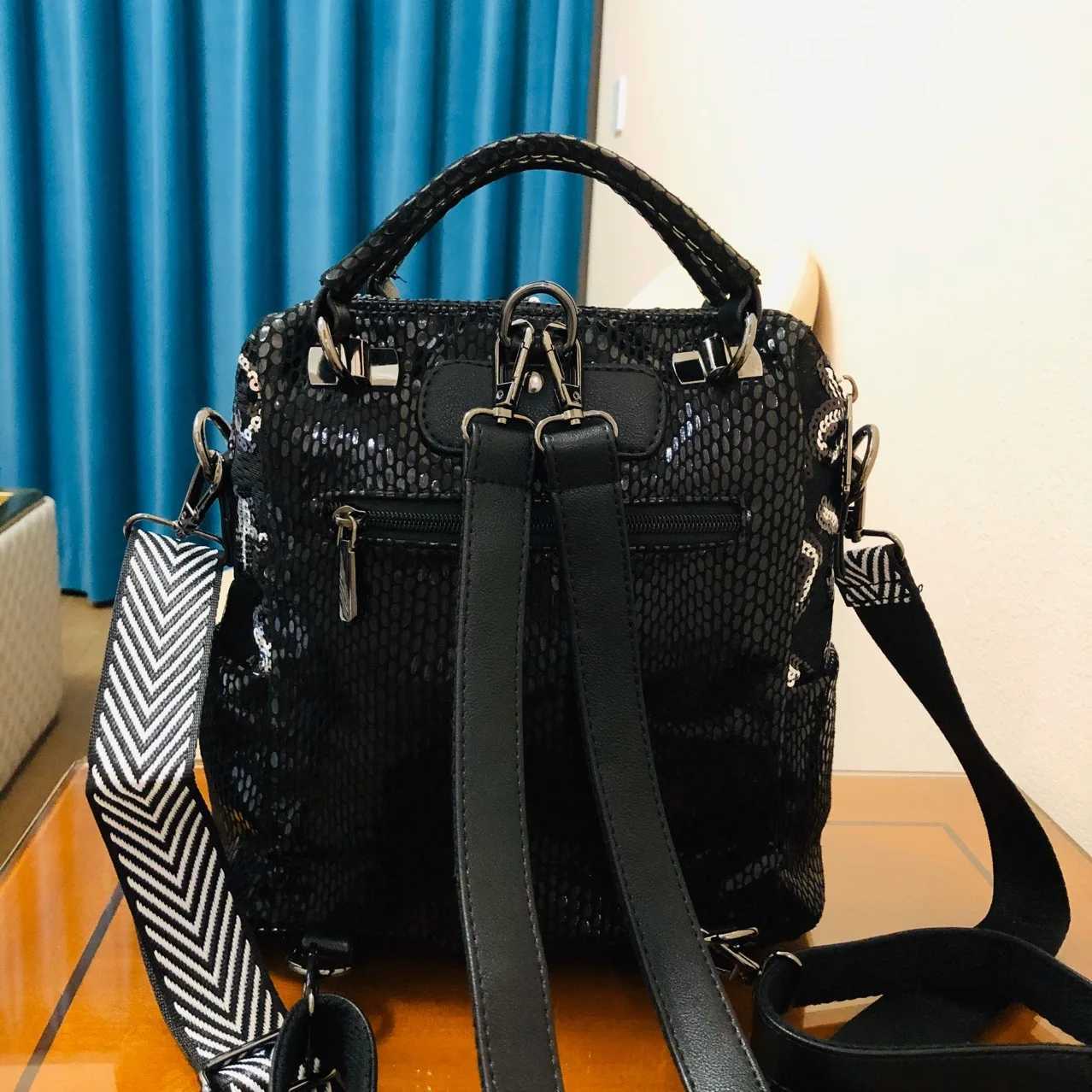 Lady Paillette Mesh Cloth Roomy Rhinestone Pockets Backpack Women Trends Convertible Big Capacity Satchel Everyday Work Daypack Z250512