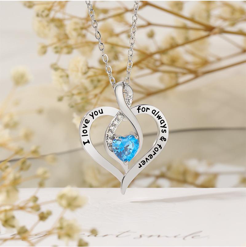 Sophisticated Eternity Love Statement Jewelry: Handcrafted Jet Stone Heart Pendent
