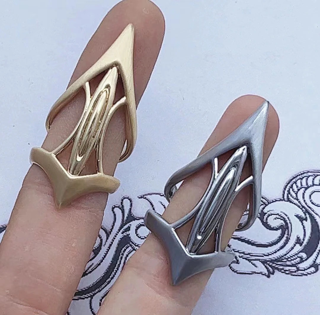 Gothic Unisex Cyber Punk Ring for Women Man Copper Metal Jewelry Hip-Hop Rock Party Street Rings Accessories Handmade Gift 250509