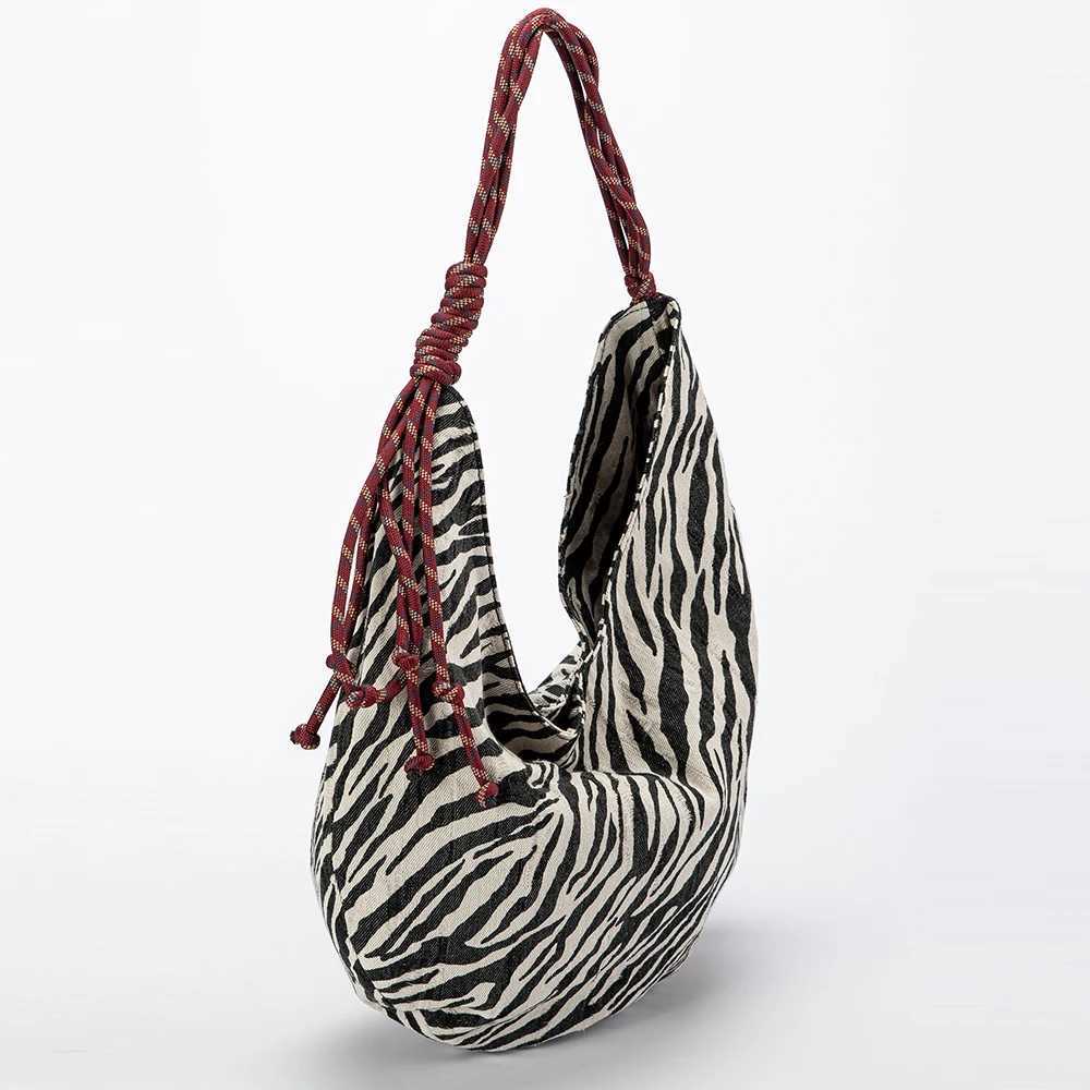Zebra Stripes Canvas Tote Women Shoulder Bag Large Capacity Designer Handbags Rope Handle Shopper Half Moon Cloud Bags for WomenW250512