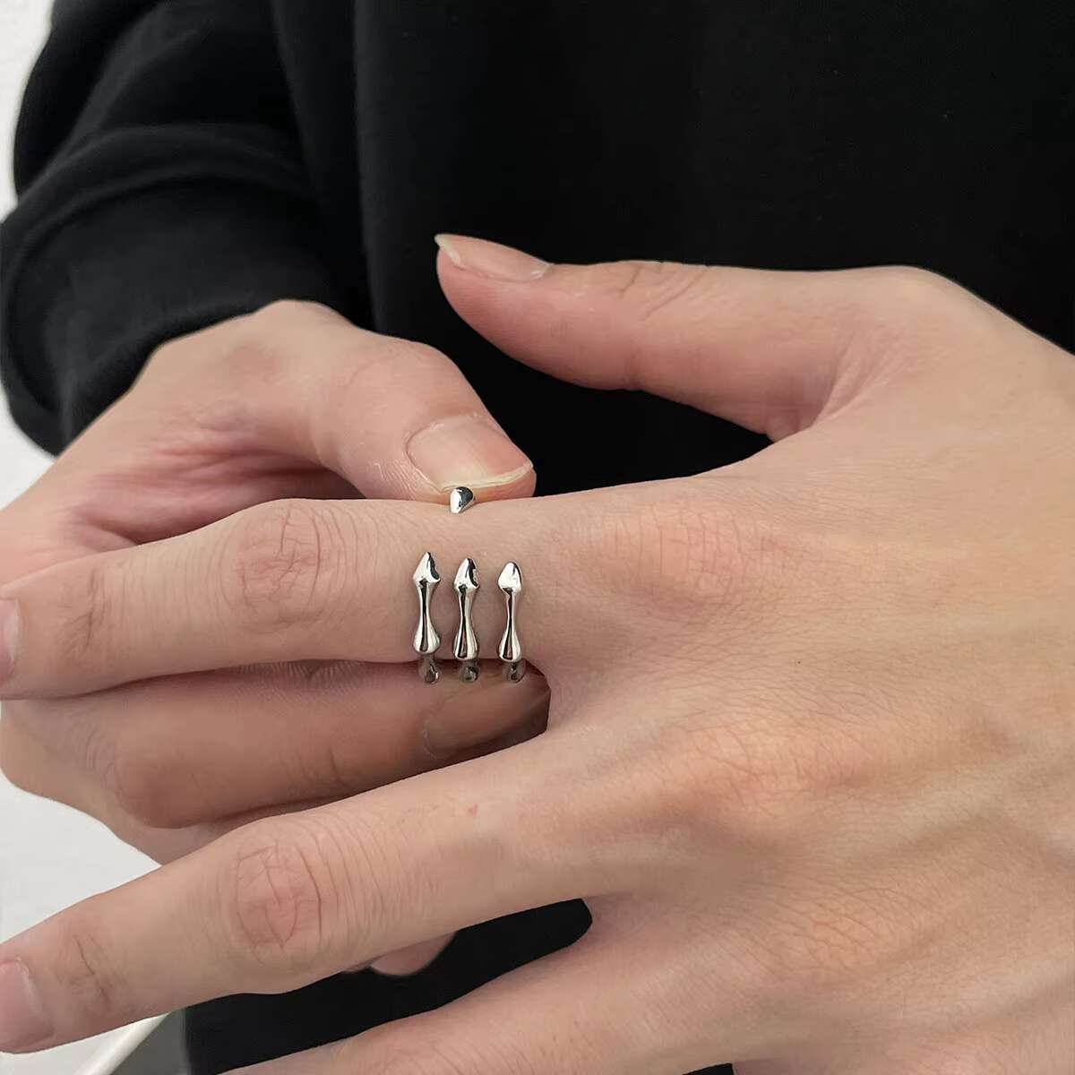VAF WOW Adjustable Bone Claw Ring Stainless Steel Polished Finish Verstellbarer Knochenklauenring Cincin Cakar Tulang
