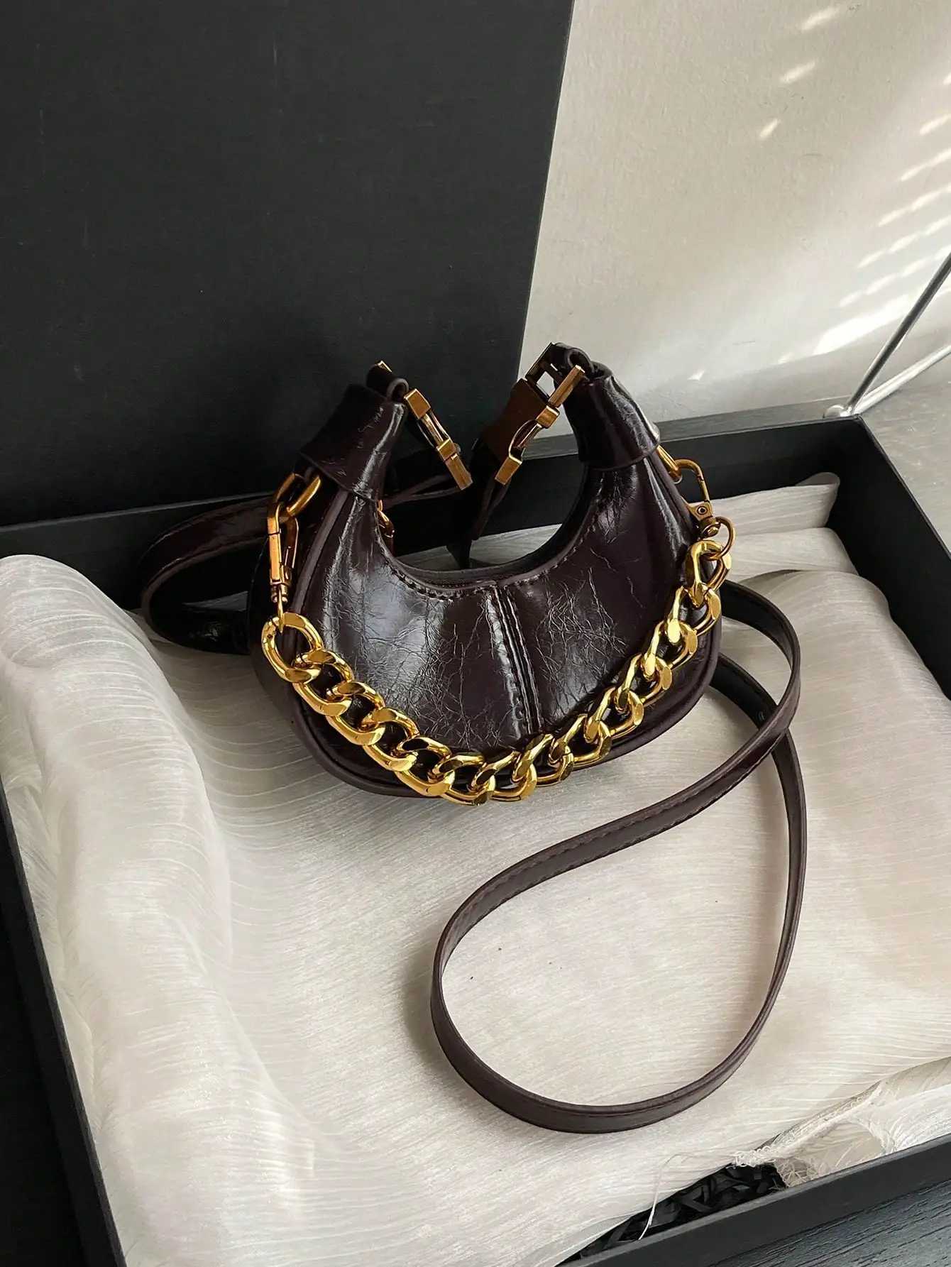 Fashionable Small Handbag Minimalist Stylish Texture Elegant Style Shoulder Bag New Casual Top Handle Bag For Women Z250512