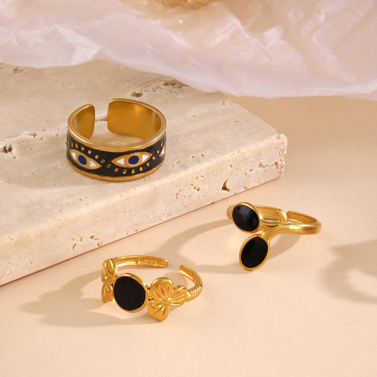 Fashionable Instagram style temperament, black drip oil geometric ring, female personality, gold-plated circular stainless steel ring