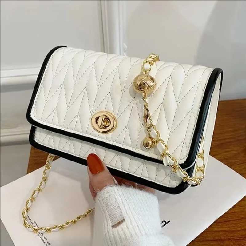 2025 New Western Style Chain Crossbody Bag for Women Minimalist Shoulder Purse Luxury Metal Hardware Handbag GiftW250512