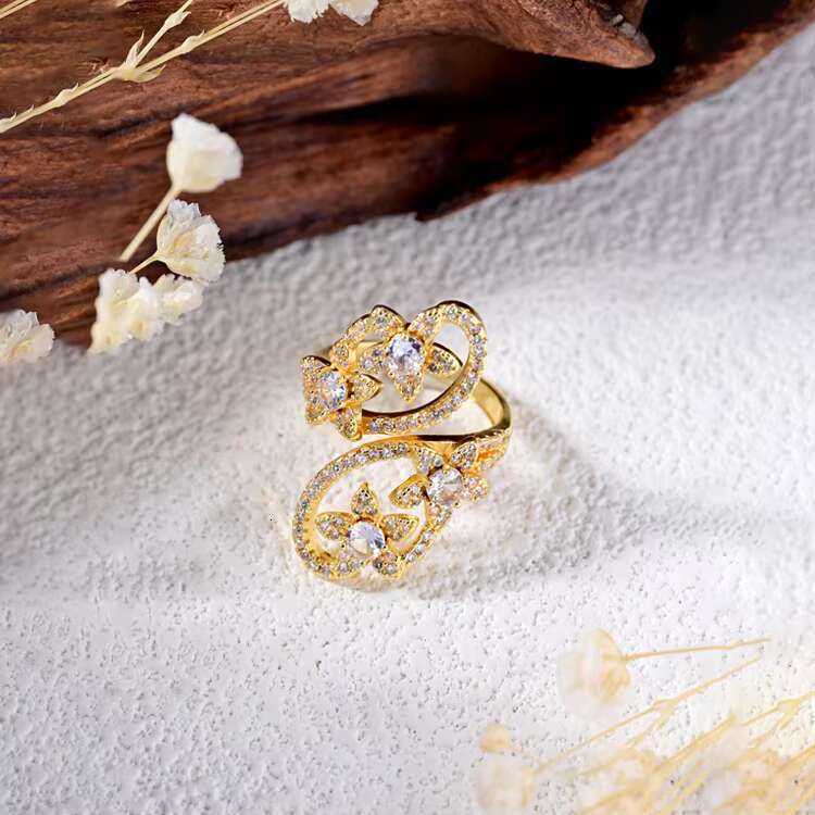 Dainty Flower Shape Ring with Zircon Brass Copper Flores Jewelry Band for Women Engagement Party Anel De Compromisso Feminino
