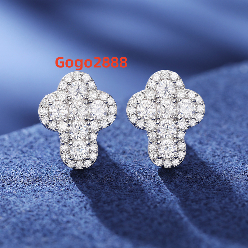 Dropshipping New Design Hip Hop Jewelry 925 Sterling Silver VVS Moissanite Diamond Iced Out Cross Stud Earrings for Men