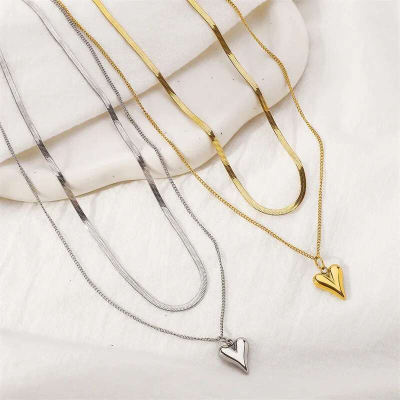Double necklace with Laoloutian heart