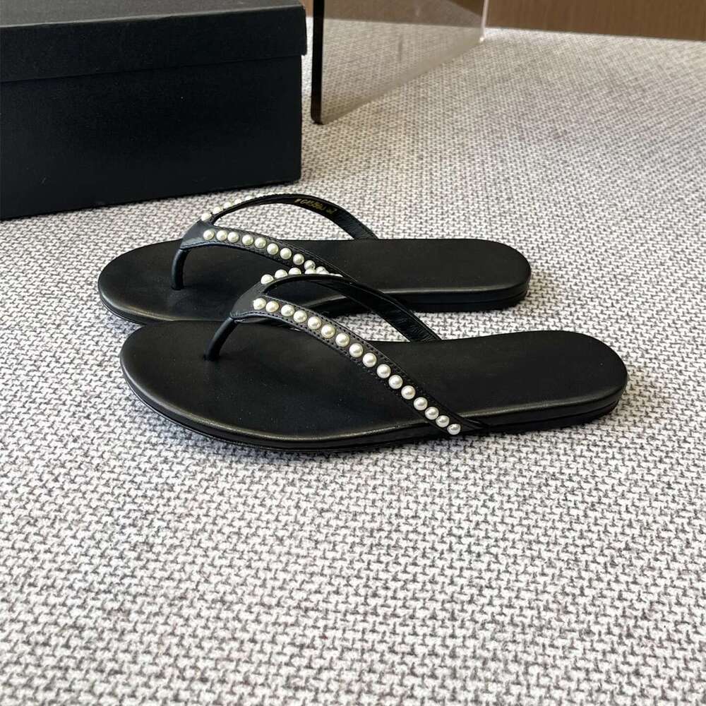 Women Size35-41 Genuine Leather Flip-Flops Crystals Summer Slides Beach Flats Pearls Designer Shoes Zapatillas De Mujer