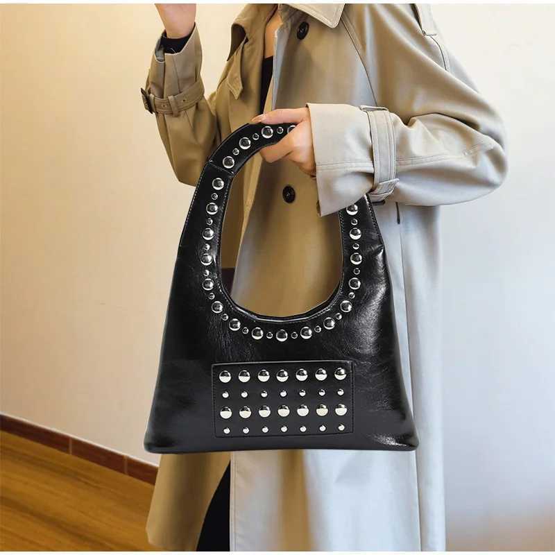 Brand design U-shaped underarm bag rivet inlaid trendy bag womens shoulder bag Punk Style Motorcycle Bag Ladies Tote PursesW250512