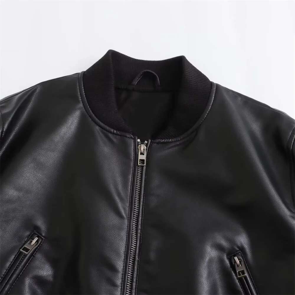 Unizera2023 Autumn And Winter New Women's Fashion Versatile Short Motorcycle Faux Pilot Jacket Leather Coat0512