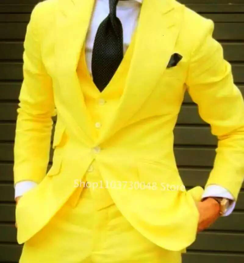 Solid Color Fashion Men Boutique Business Suits Wedding Suit Formal Groom Tuxedos 3 Pcs Set Dress Peak Lapel Blazer Vest Pants