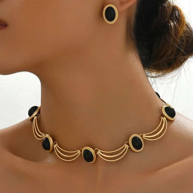 2 pieces Vintage Black Oval Stone Necklace, Earrings for Women, European and American Style Jewelry Set, Party Gift, Birthday