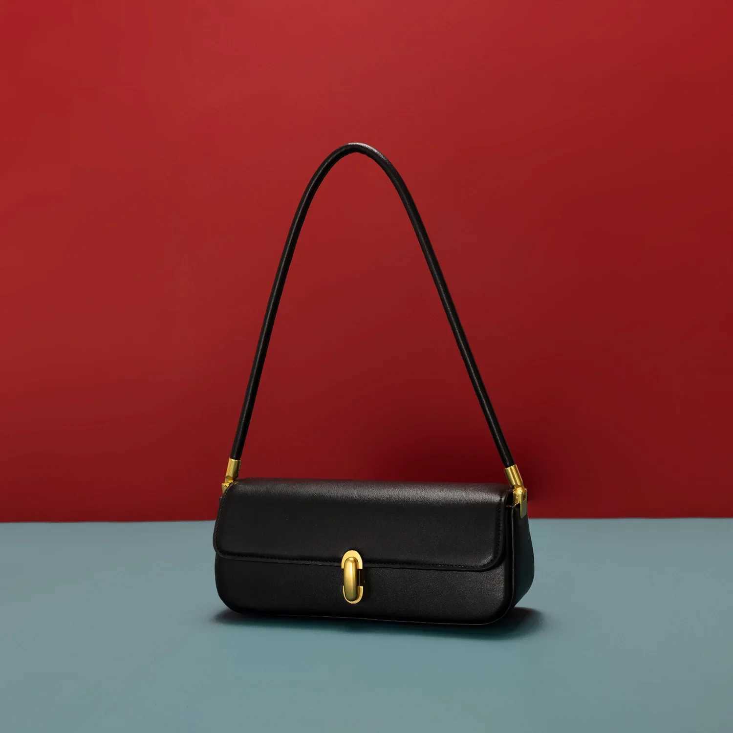 Niche High-end Baguette Bags 2024 Spring and Summer New Foreign Style Versatile Armpit Bag Simple Shoulder Womens BagW250512