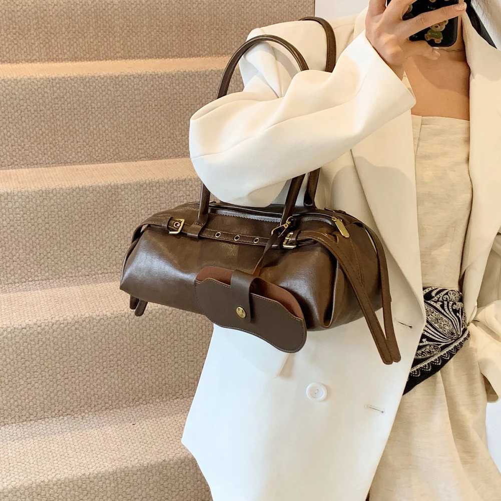Boston Handbag for Women Solid Shoulder Bag PU Leather Casual Underarm Bag Retro Commuter BagW250512