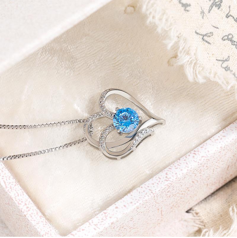 Romantic Jewelry Gift: Shiny Two-Toned Heart Necklaces Set