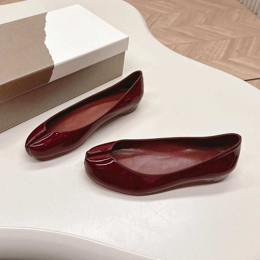 Women Size35-41 Patent Leather Ballet Flats Solid Colors Leisure Low Heels Round-Toes Designer Shoes Zapatillas De Mujer