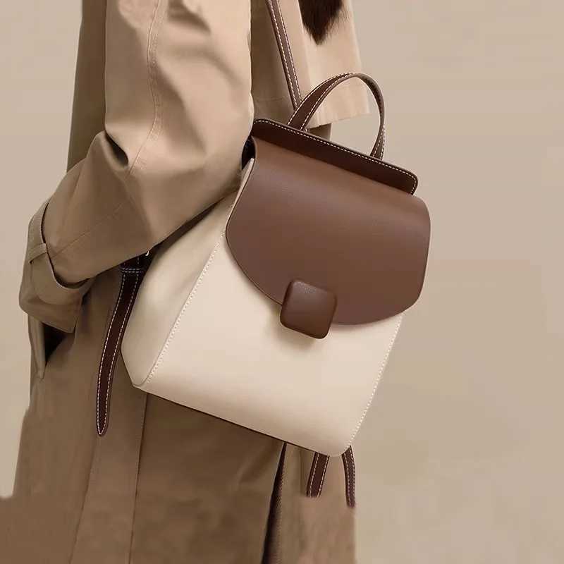 Cross-border New High End Backpack Fashionable Small Backpack Leisure Large Capacity Commuting College Student Travel Backpack Z250512