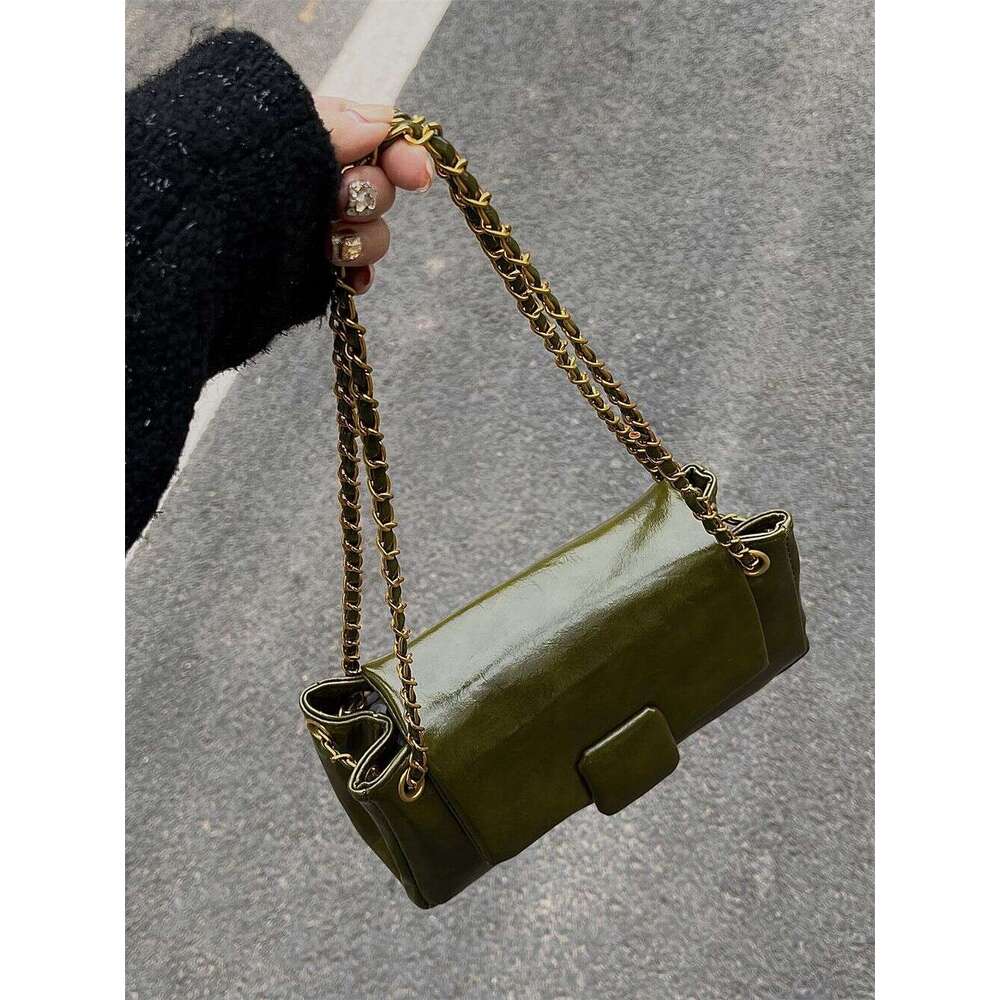 Small niche design armpit for women new autumn and winter high-end fashion chain shoulder crossbody bag