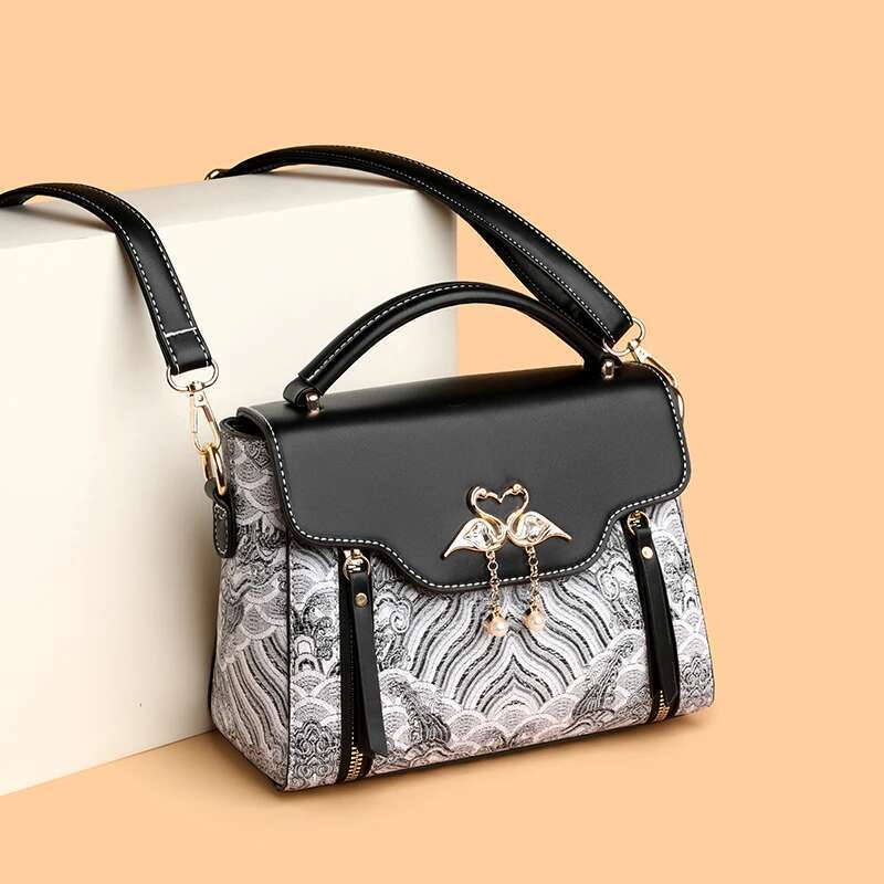 New Embroidered Color Contrasting Women's Handbag Versatile Single Shoulder Slant Cross Texture Stylish Daifei Bag