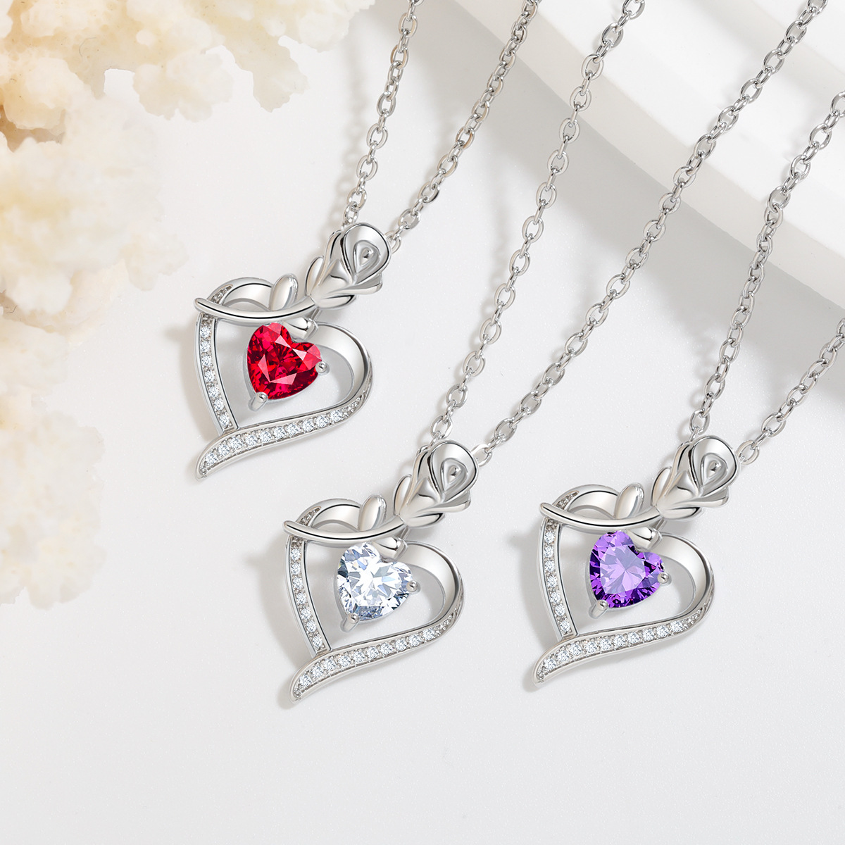 Luxury Forever Rose Necklace - Heart-Shaped Love Pendant for Valentine's Day Gift