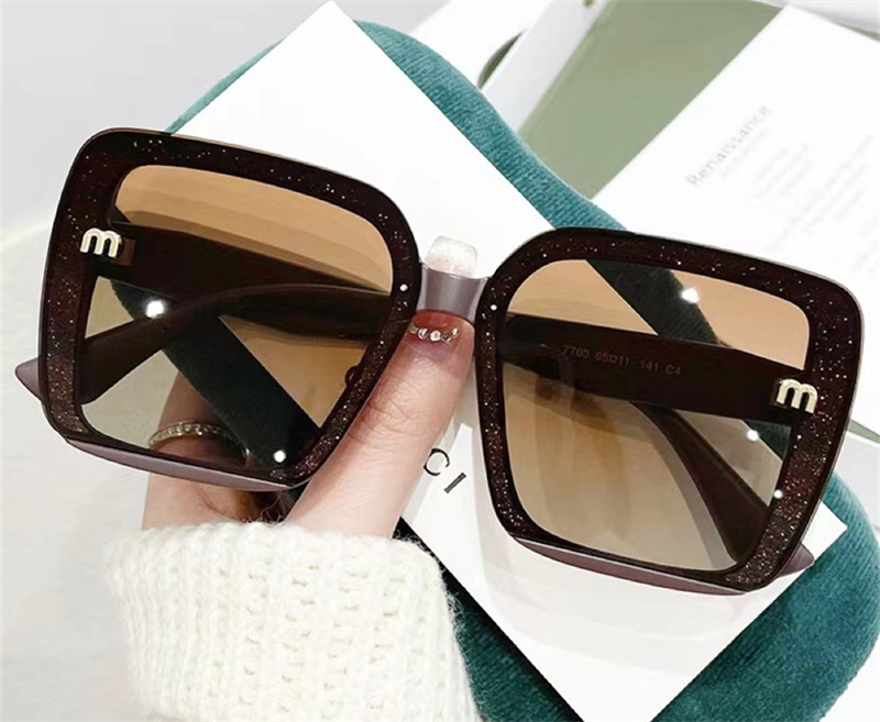 Designer Sunglasses Free Shipping 2025 New Fashionable Commuting High Quality Texture Light Luxury Sunglasses for Mens Womens