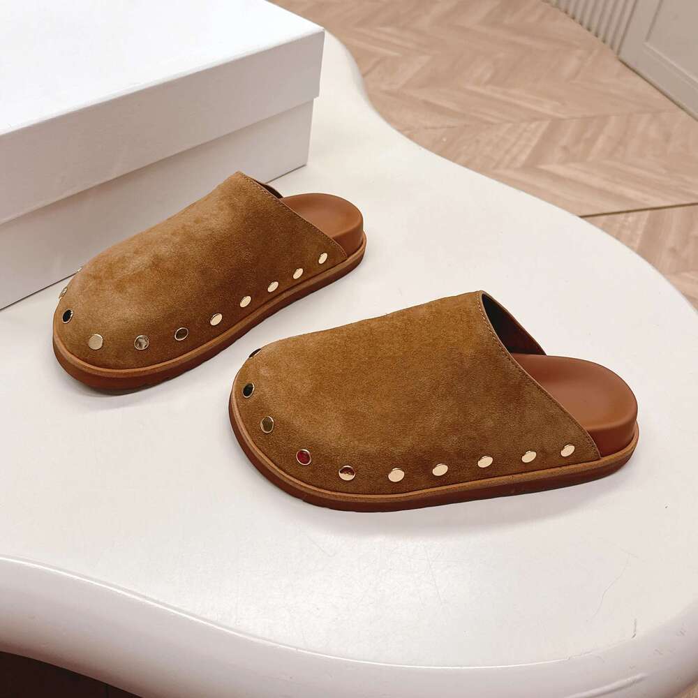 Women Natural Cow Suede Mules Flat Platform Rivets Slippers Round Toes Leisure Flats Designer Shoes Zapatillas De Mujer