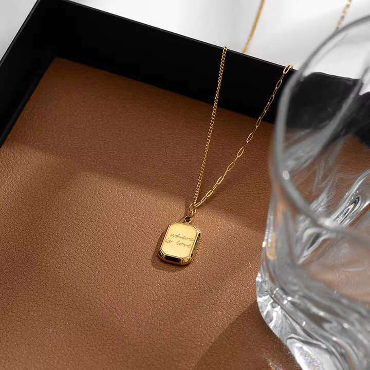 Elegant Gift Women's Clavicle Chain Jewelry Fashion Block Design Stainless Steel Pendant Necklace