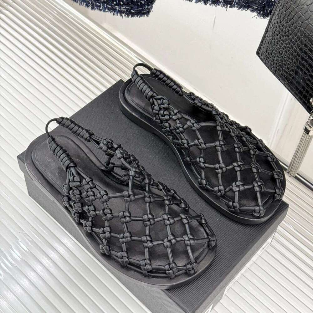 Women Weaving Genuine Leather Sandals Low Heels Hollow Flats Gladiator Summer Round Toe Designer Shoes Zapatillas De Mujer