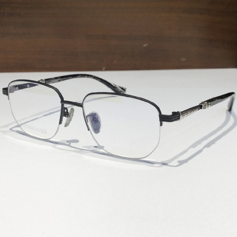 High Quality Men optical glasses Classic Luxury Designer Women eyeglass Titanium Punk Business Design Prescription Spectacle Frames with box 8176 SIZE