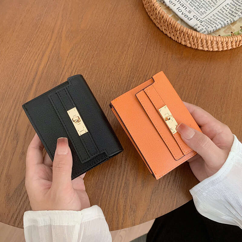 2025 Designer Women's Wallet Simple and Fashionable Multi layer Interval Portable Large Capacity Luxury 10A
