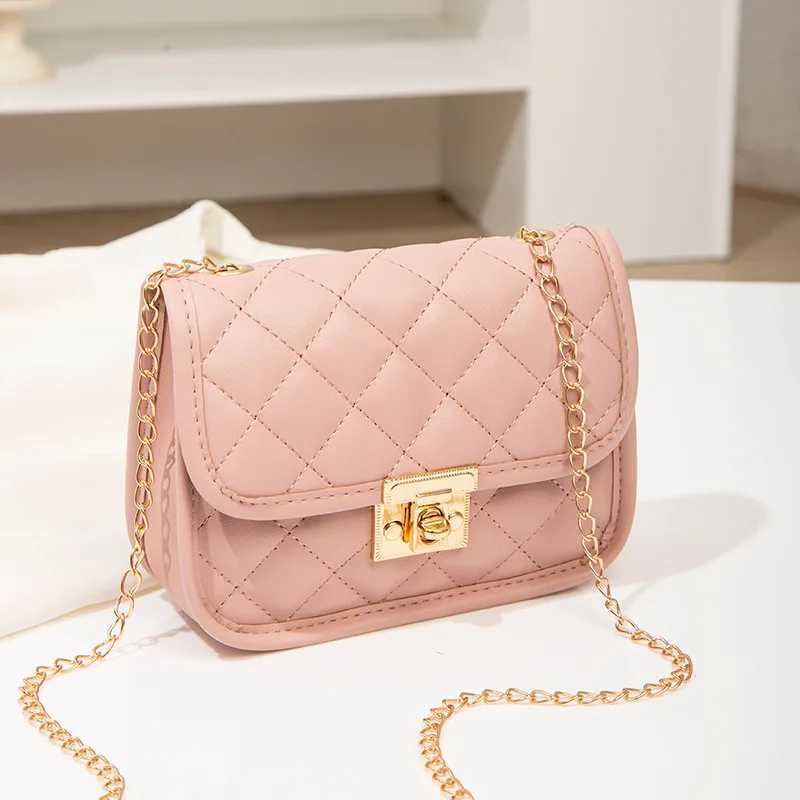 New Embroidered Bag 2024 Ladies Bags Trendy Womens Bag Cross border Small Square Bag Fashion Chain Bag Z250512