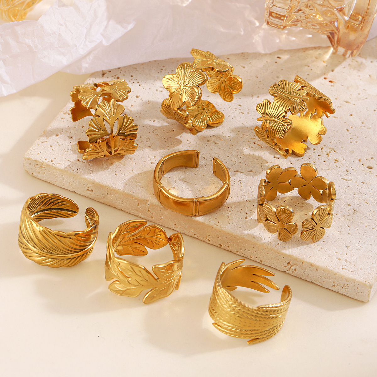 Popular, simple and fashionable stainless leaf ring, women's personalized , gold-plated flower titanium steel ring